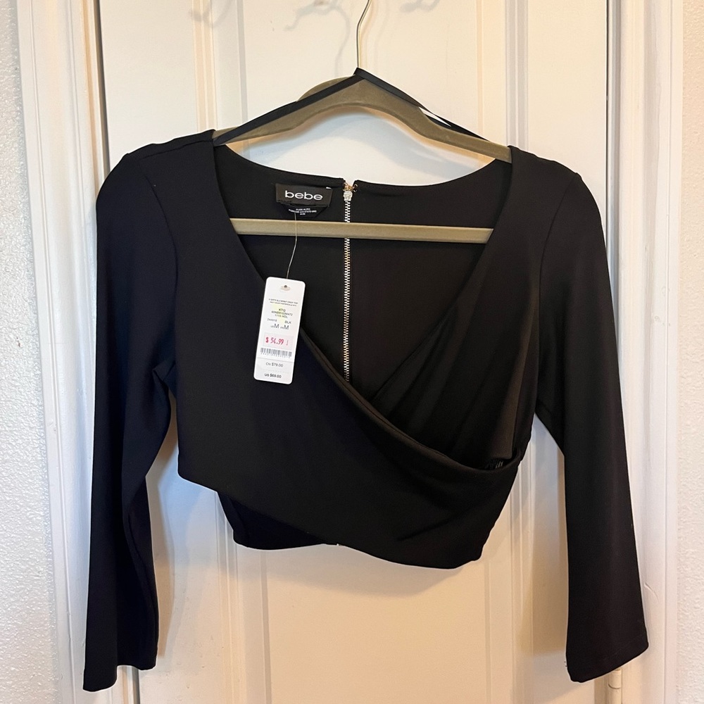 Bebe crop top!